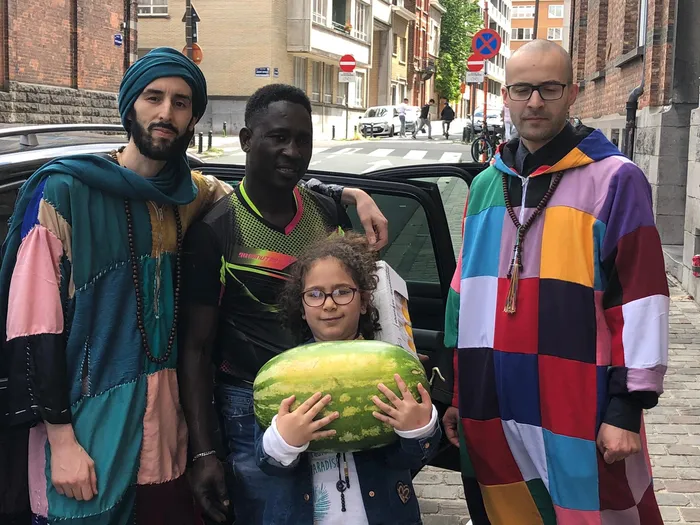Les karkaris belges mettent du baume au cœur des sans-papiers africains
