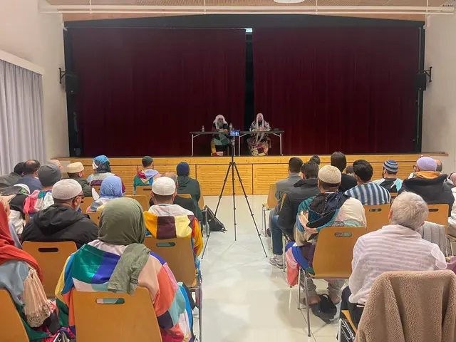 La salle lors de la conférence du Shaykh à Genève